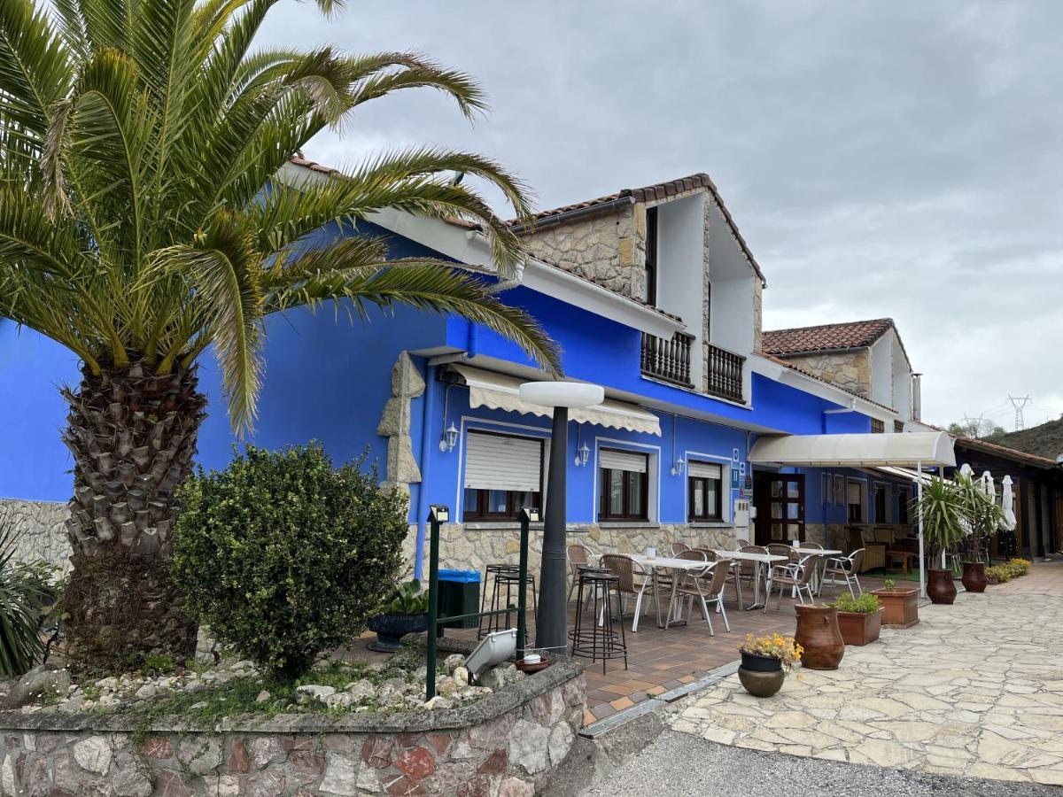 Hotel Avelina Cangas de Onis Bagian luar foto