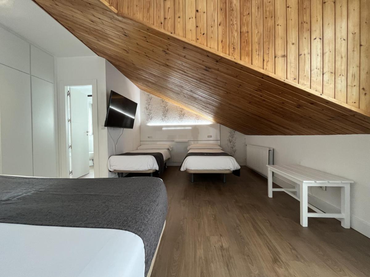 Hotel Avelina Cangas de Onis Bagian luar foto