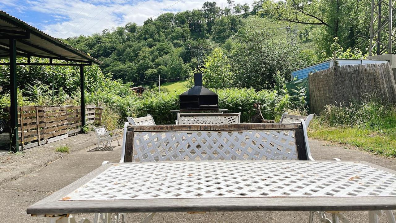 Hotel Avelina Cangas de Onis Bagian luar foto