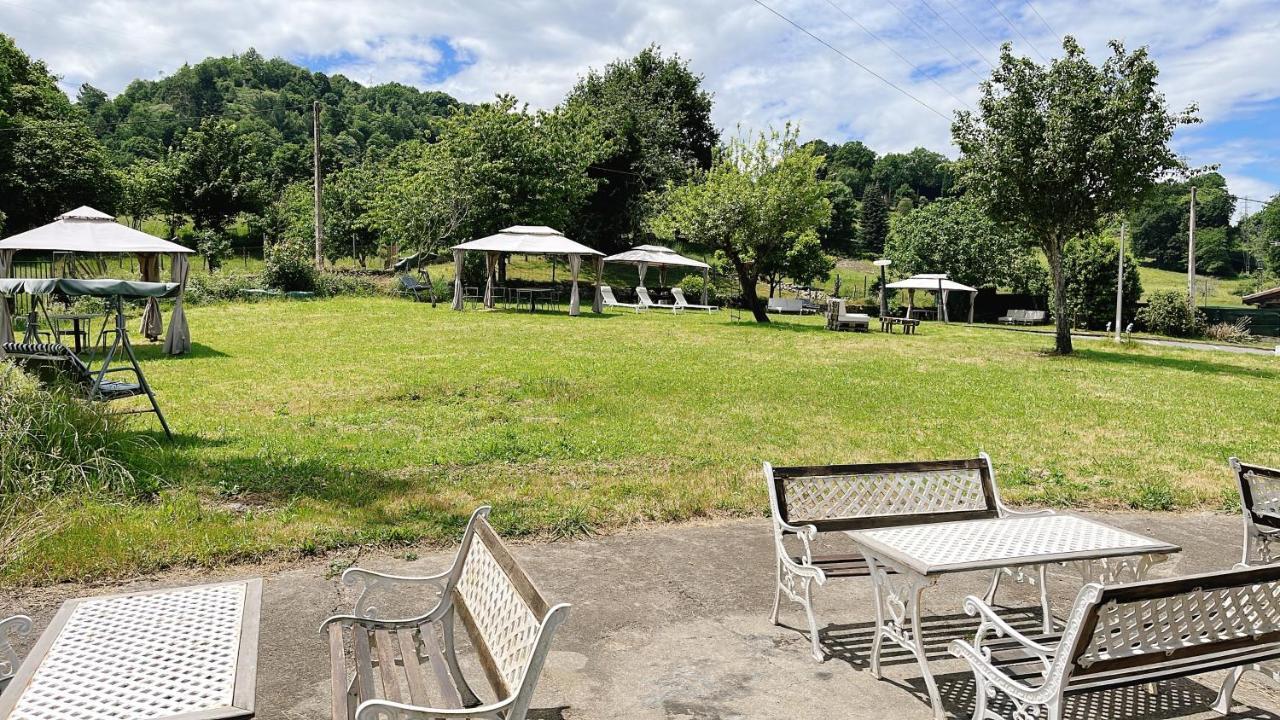 Hotel Avelina Cangas de Onis Bagian luar foto