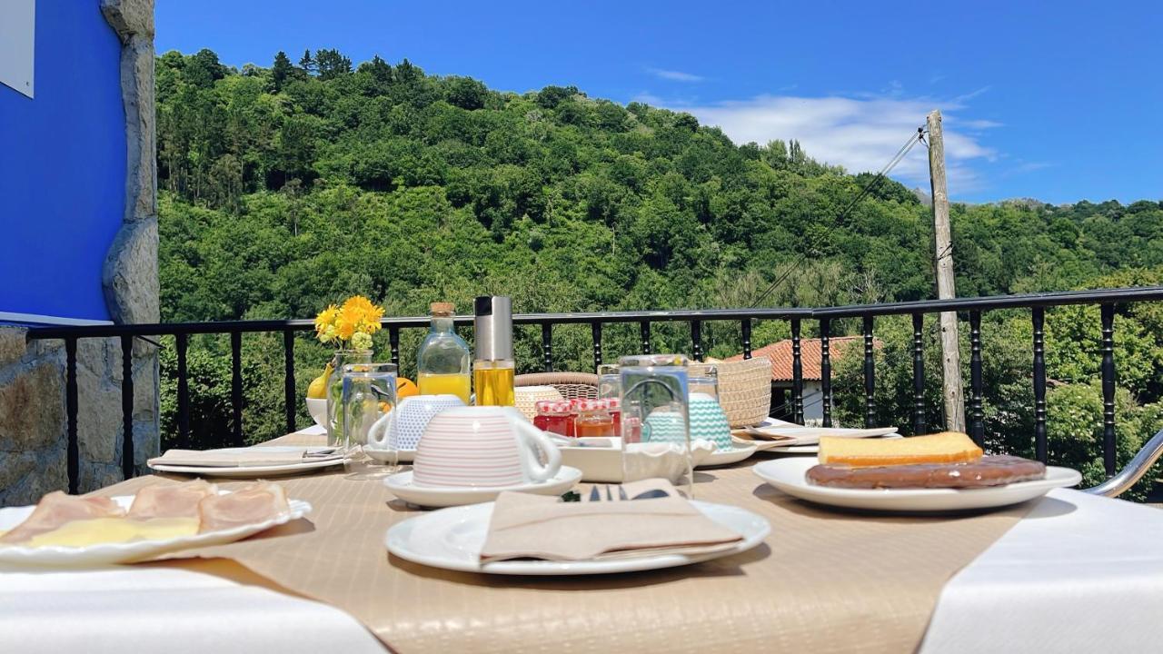 Hotel Avelina Cangas de Onis Bagian luar foto