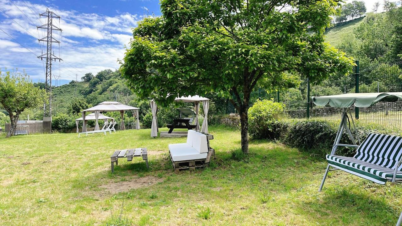 Hotel Avelina Cangas de Onis Bagian luar foto