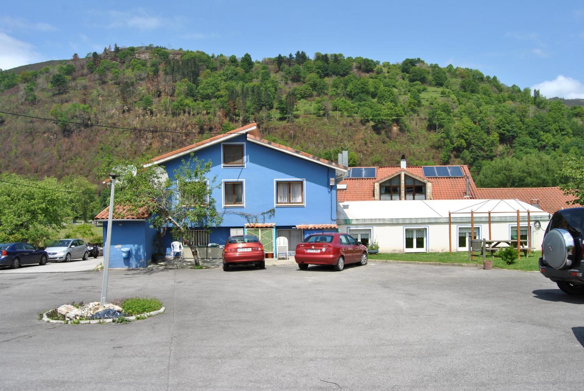 Hotel Avelina Cangas de Onis Bagian luar foto